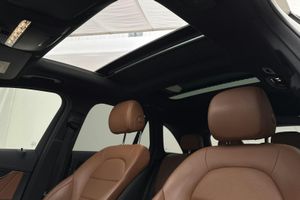 Mercedes GLC300 bild 16