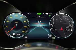 Mercedes GLC300 bild 10