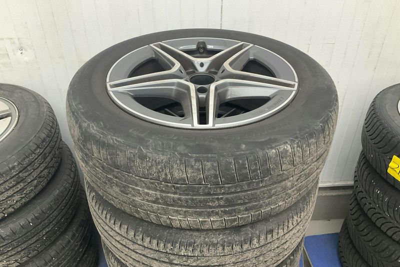 Mercedes GLC300 bild 20