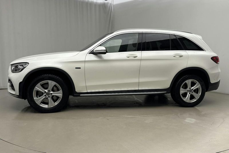 Mercedes GLC300 bild 2