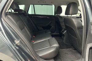 Skoda Superb bild 8
