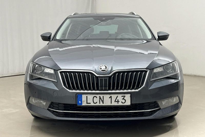 Skoda Superb bild 4
