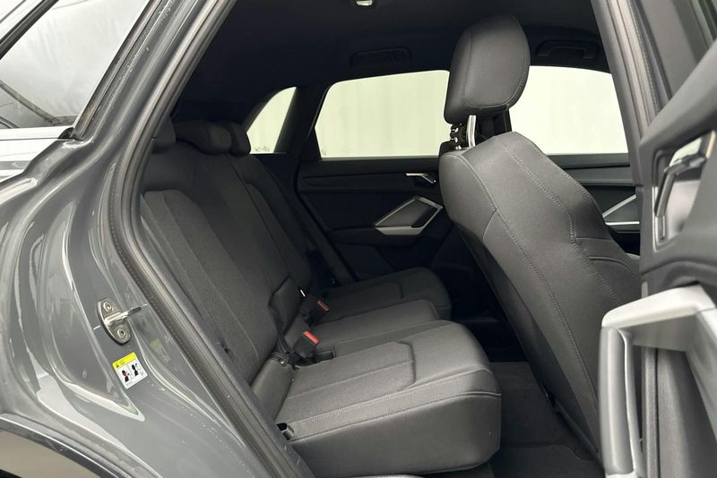 Audi Q3 bild 8