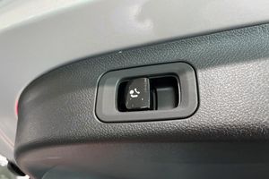 Mercedes GLB250+ bild 15