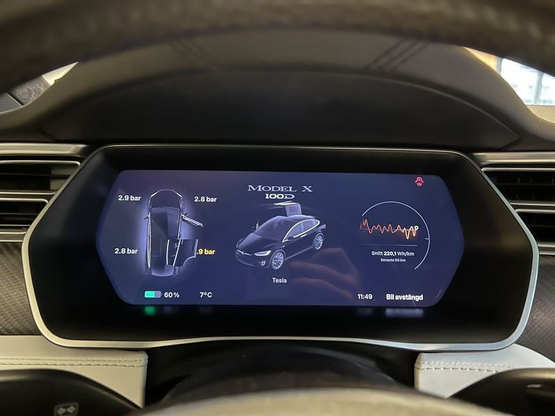Tesla Model X bild 15