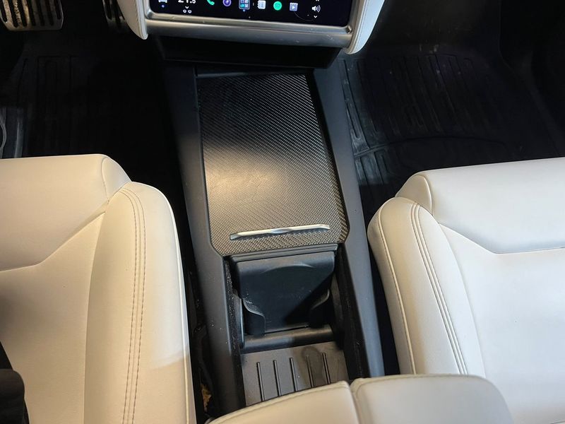 Tesla Model X bild 14