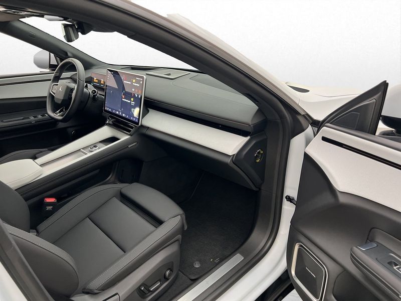 Polestar 4 bild 37
