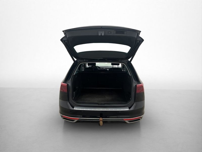 Volkswagen Passat bild 9
