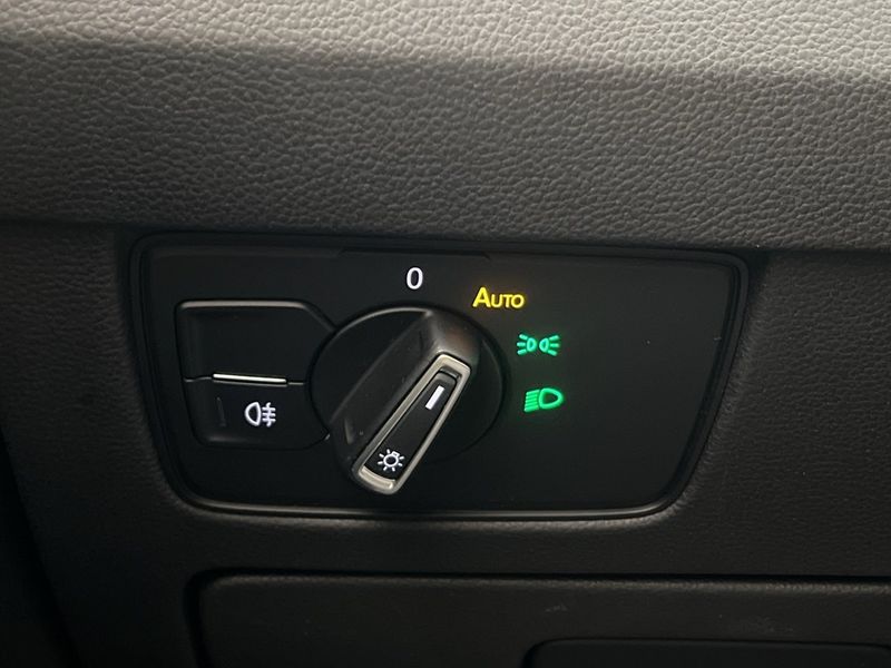 Volkswagen Passat bild 16