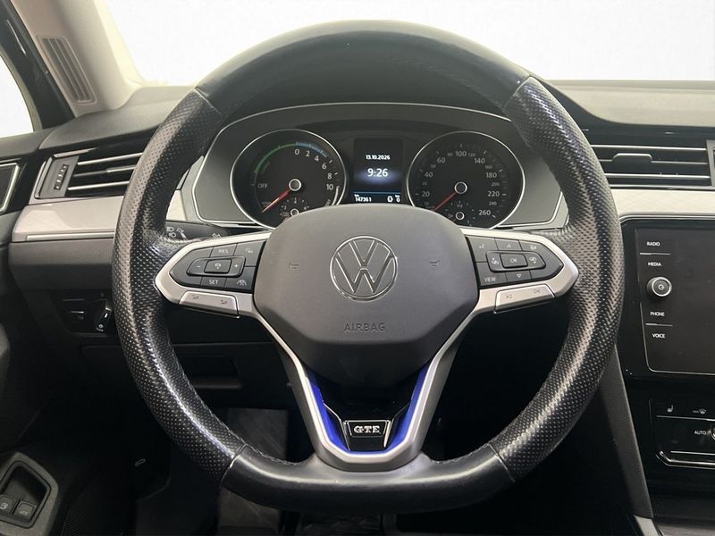 Volkswagen Passat bild 17