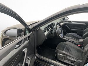 Volkswagen Passat bild 13