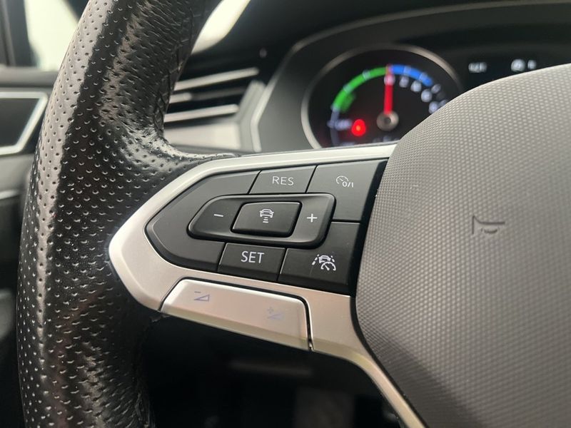 Volkswagen Passat bild 18