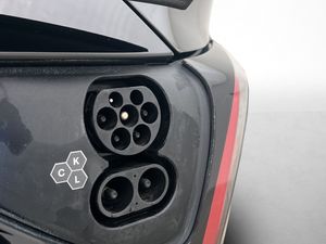 Tesla Model Y bild 13