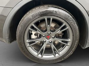 Tesla Model Y bild 34