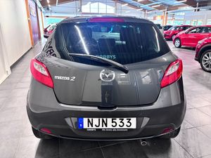 Mazda 2 bild 4