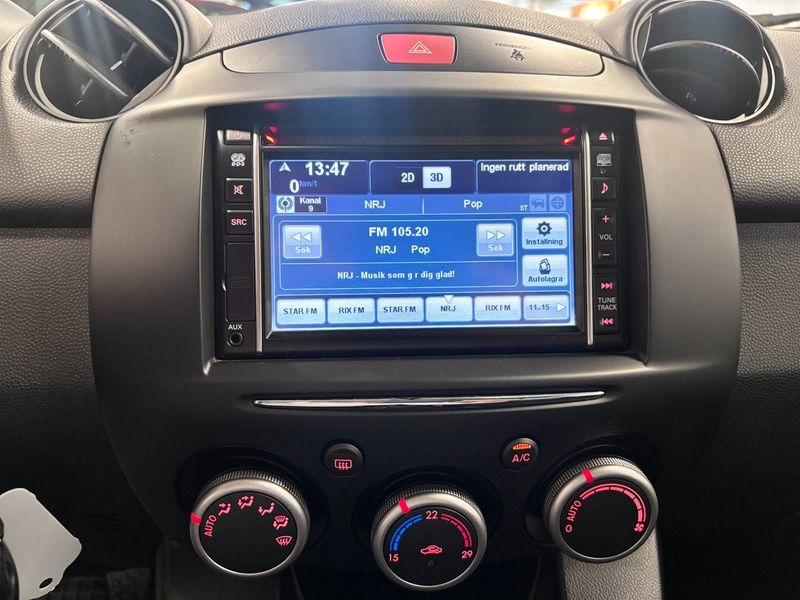Mazda 2 bild 9