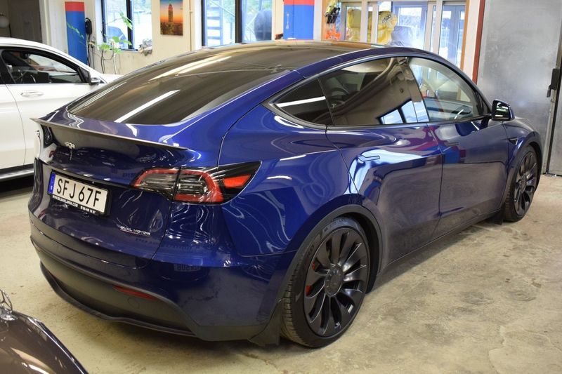 Tesla Model Y bild 5