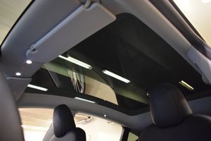 Tesla Model Y bild 10