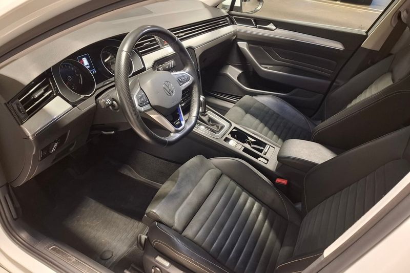 Volkswagen Passat bild 10
