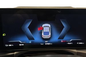 BMW i4 bild 5