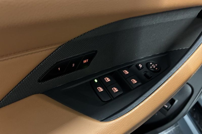 BMW i4 bild 15