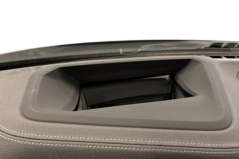 BMW i4 bild 18
