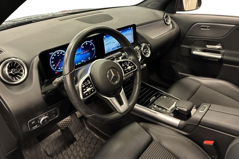 Mercedes EQA300 bild 6