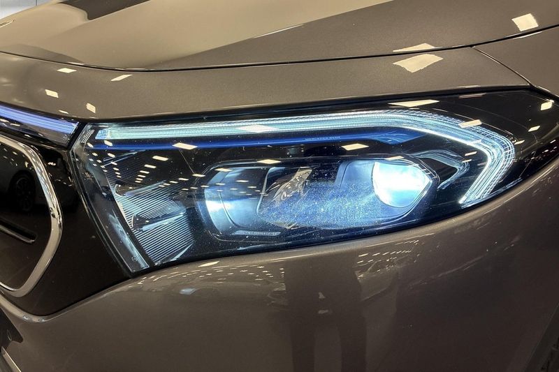Mercedes EQA300 bild 25