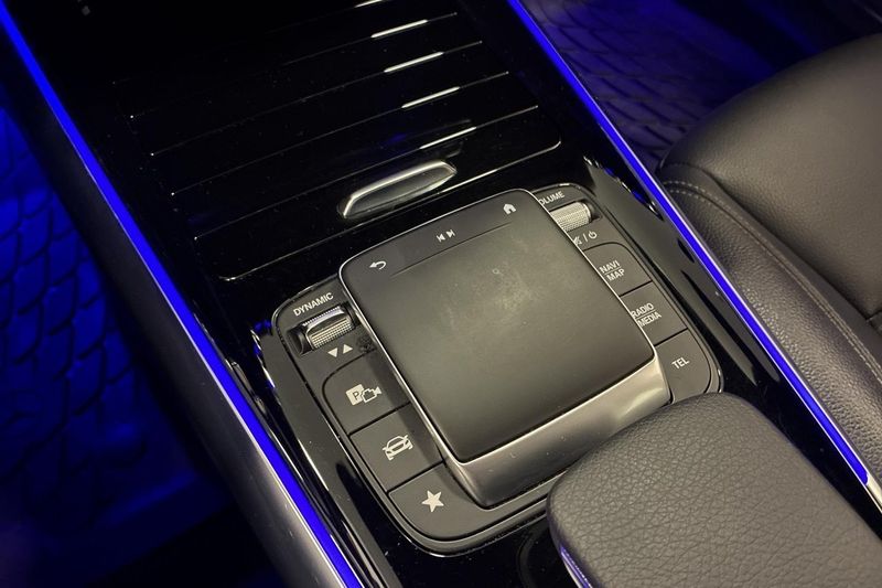 Mercedes EQA300 bild 19