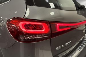 Mercedes EQA300 bild 26