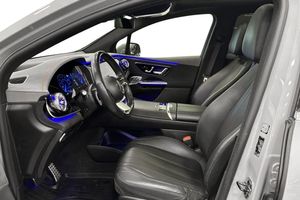 Mercedes EQE43 SUV bild 7