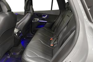 Mercedes EQE43 SUV bild 9