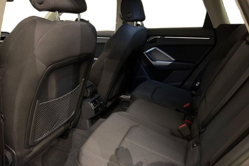 Audi Q3 bild 14