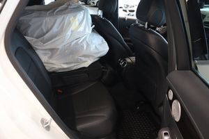 Mercedes GLC250 bild 8