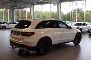 Mercedes GLC250 bild 2