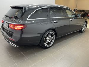 Mercedes E220 bild 3