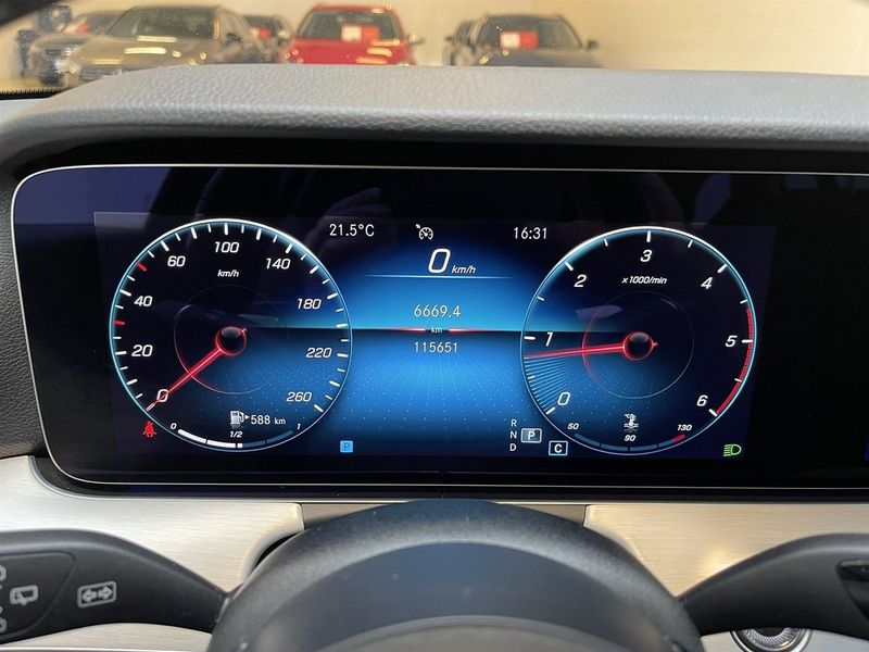 Mercedes E220 bild 12