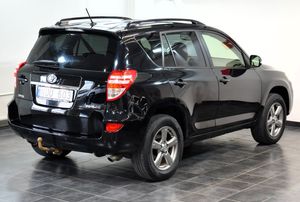 Toyota RAV4 bild 6