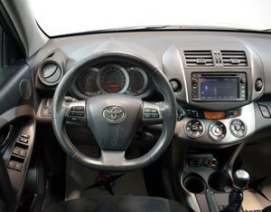 Toyota RAV4 bild 15