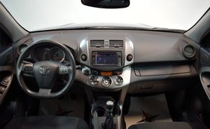 Toyota RAV4 bild 16