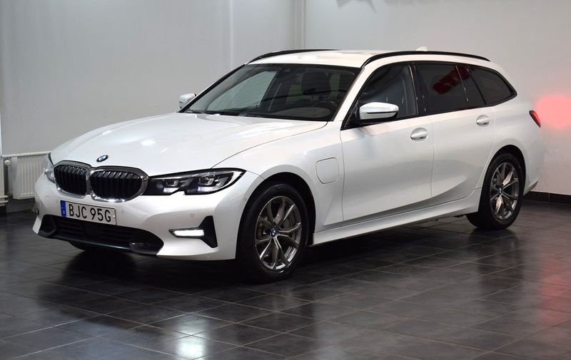 BMW 330 bild 3