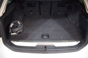 BMW 330 bild 9