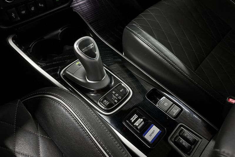 Mitsubishi Outlander bild 10