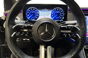 Mercedes EQS450 SUV bild 7