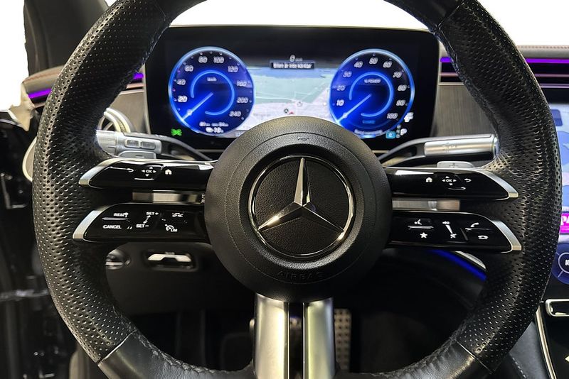 Mercedes EQS450 SUV bild 7