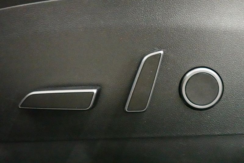 Tesla Model 3 bild 14