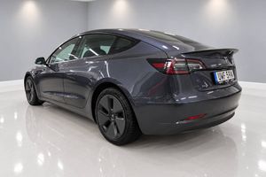 Tesla Model 3 bild 18