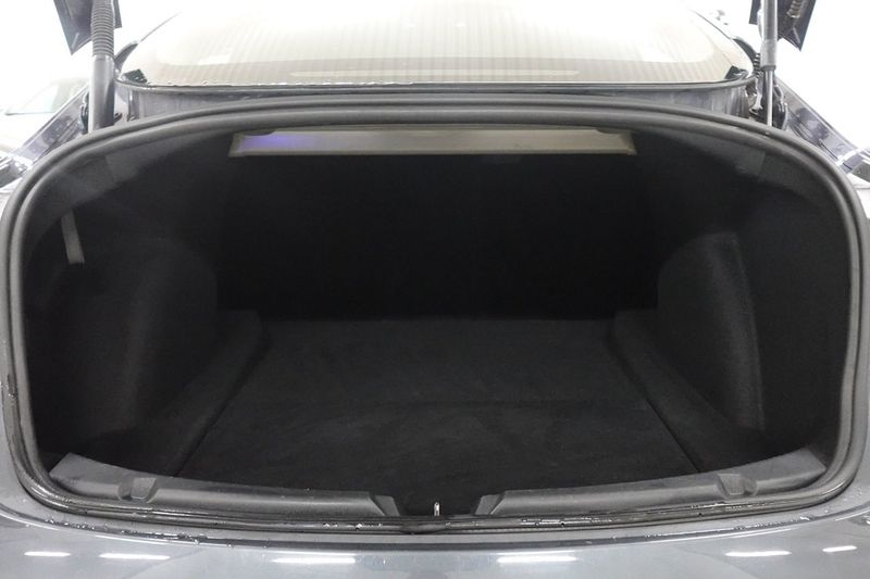 Tesla Model 3 bild 16