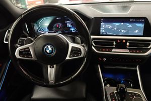 BMW 330 bild 7