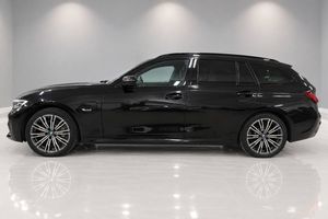 BMW 330 bild 3